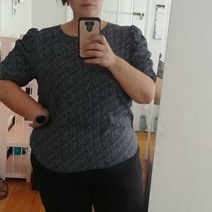 Puff sleeve, heart print shirt